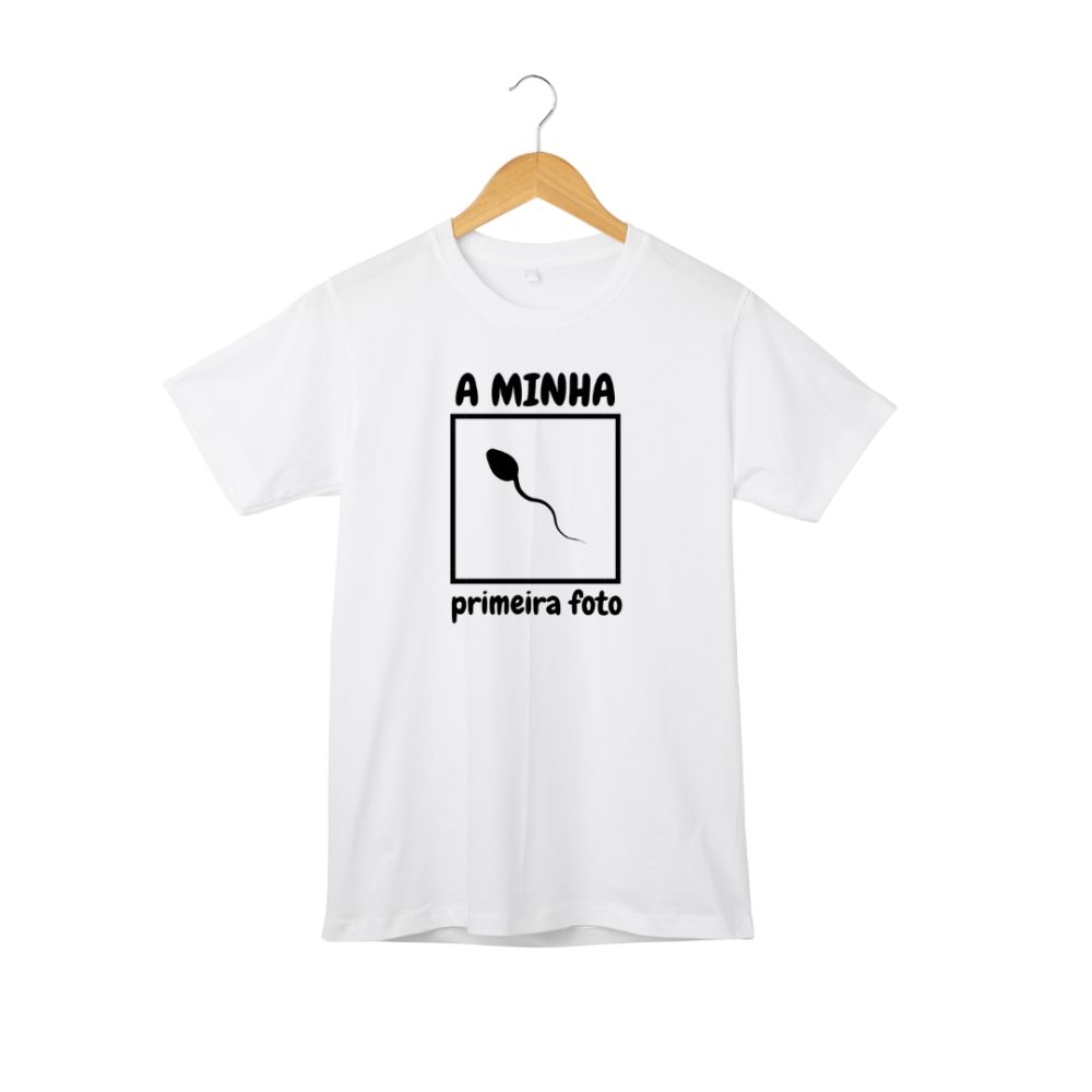 T-shirt criança “A minha 1ª foto” (100% algodão) tamanhos desde 18 meses aos 14 anos